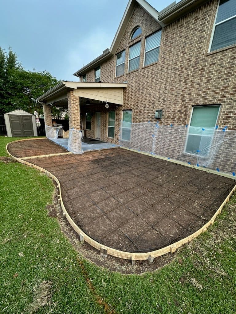 Stunning Ashlar Slate Patio in Katy image